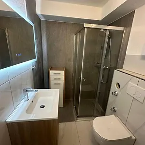 https://dusselhome.dusseldorf-hotel.net